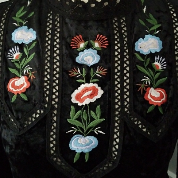 Black Crushed Velvet Boho Hippie Dress - Picture 5 of 7